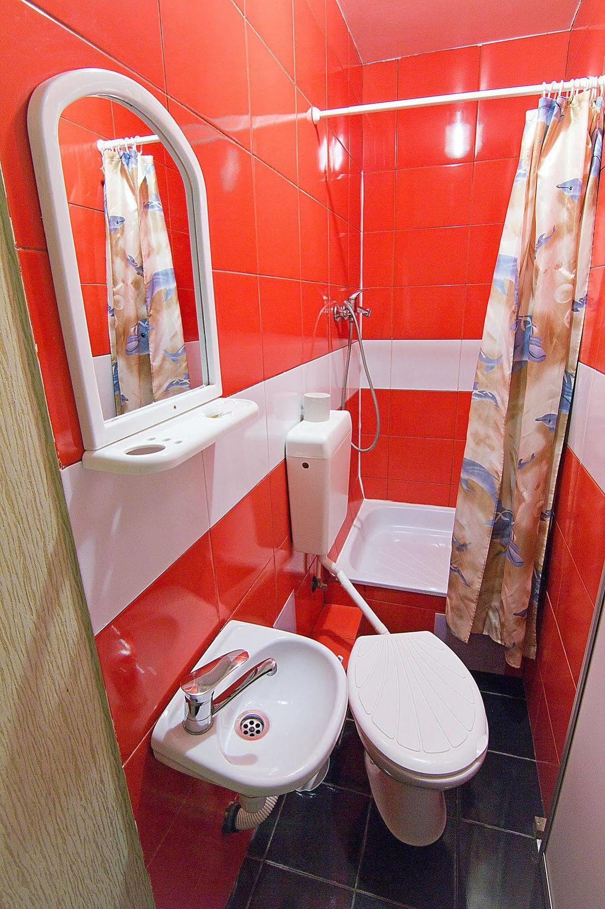 Tokyo Star Economy Hotel Odessa Buitenkant foto